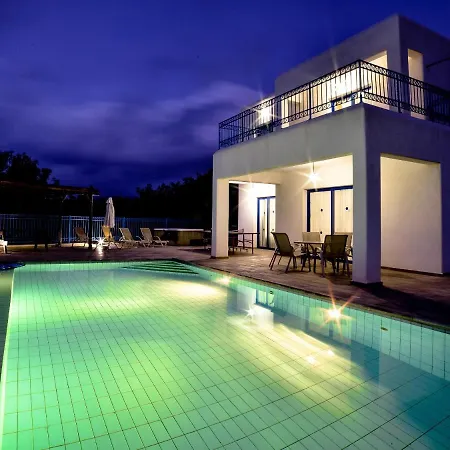 Villa Azzurro Holiday Ira By Sanders Peyia