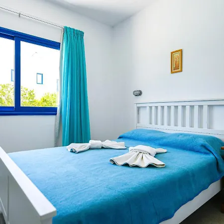 Azzurro Holiday Ira By Sanders Villa Peyia